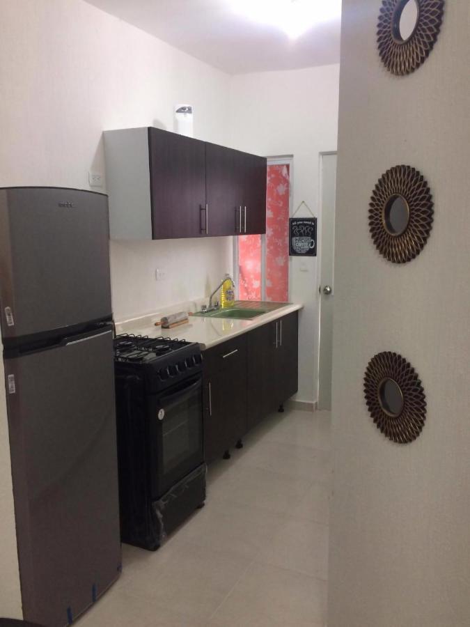 Pretty Apartment Hoestel Bacaret! 坎昆 外观 照片