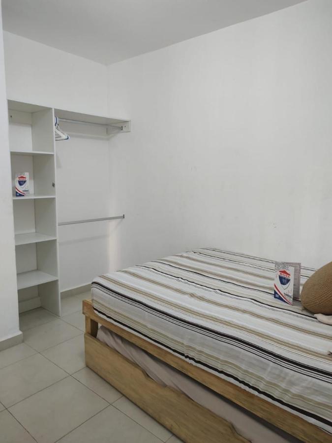 Pretty Apartment Hoestel Bacaret! 坎昆 外观 照片